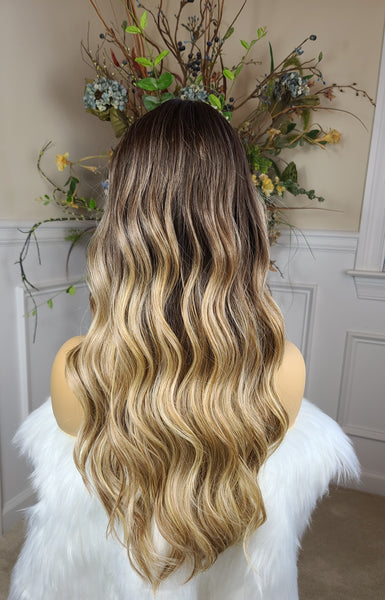 "Karla" - Full Monofilament Lace Front wig (caramel balayage)