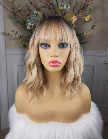 Pre Order "Bell" - wig (honey blonde)