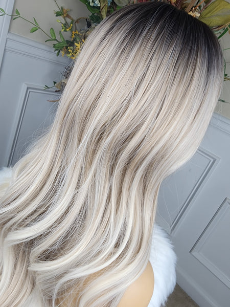 "Cat"- bang unit (balayage cream blonde)