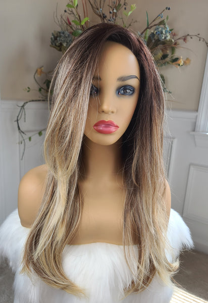 "Daytona" - Lace front, full monifilament (Caramel Balayage)