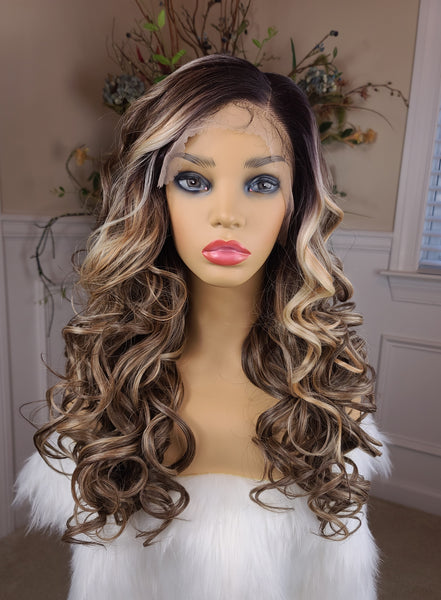 "Bailey" - Lace front, deep middle shiftable part (wavy, curly)